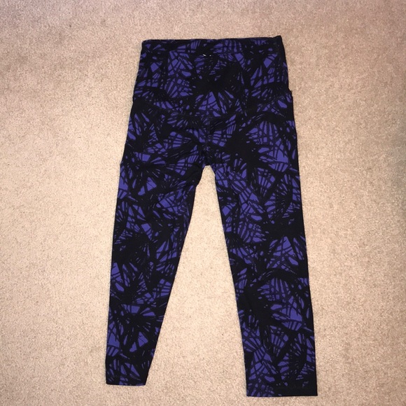 Old Navy Active Cropped Leggings - Picture 1 of 3